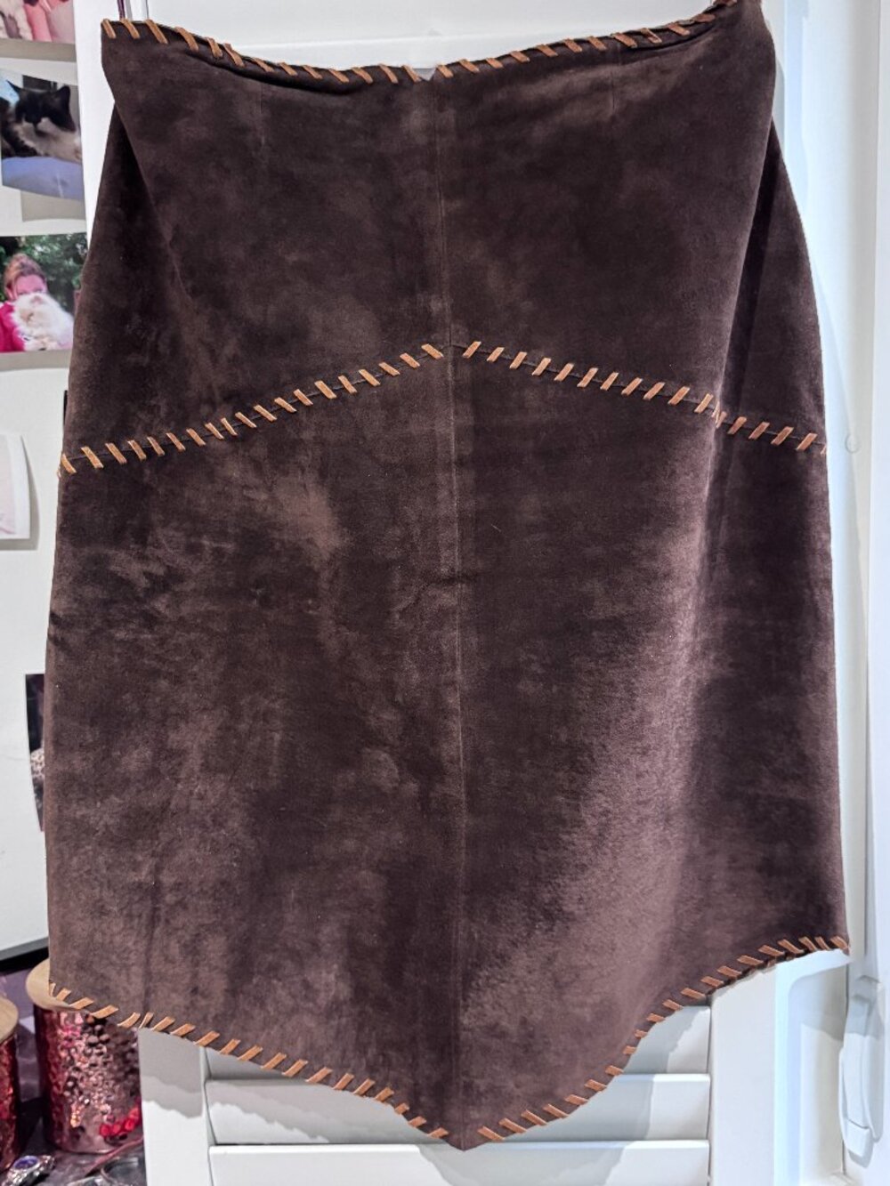 π₯ HOST PICK X 2π₯ π€ Vintage Tristan & Iseut Suede Skirt | Quiet Luxury π€β¨ - Picture 5 of 16